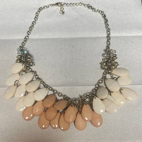 Fashion Necklace - Picture 1 of 2